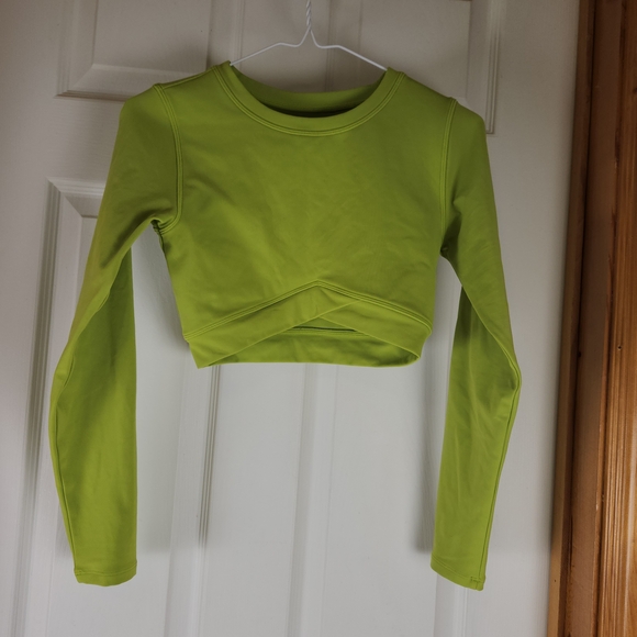 L*SPACE x Tessa Brooks 2 Piece Aim High Top (S) & Bike Shorts (M) Matching Set - Picture 5 of 15